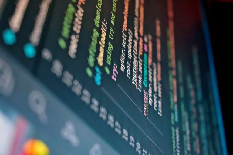 Featured image for How to Build Apps for Any Device Cross-Platform Development