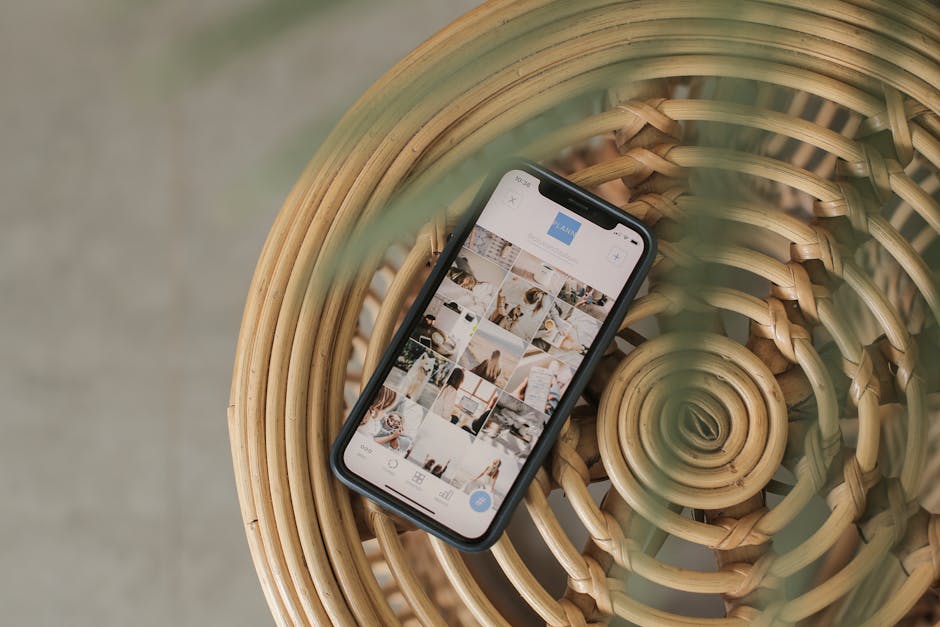 Featured image for How To Develop Mobile Apps For Iphone And Android